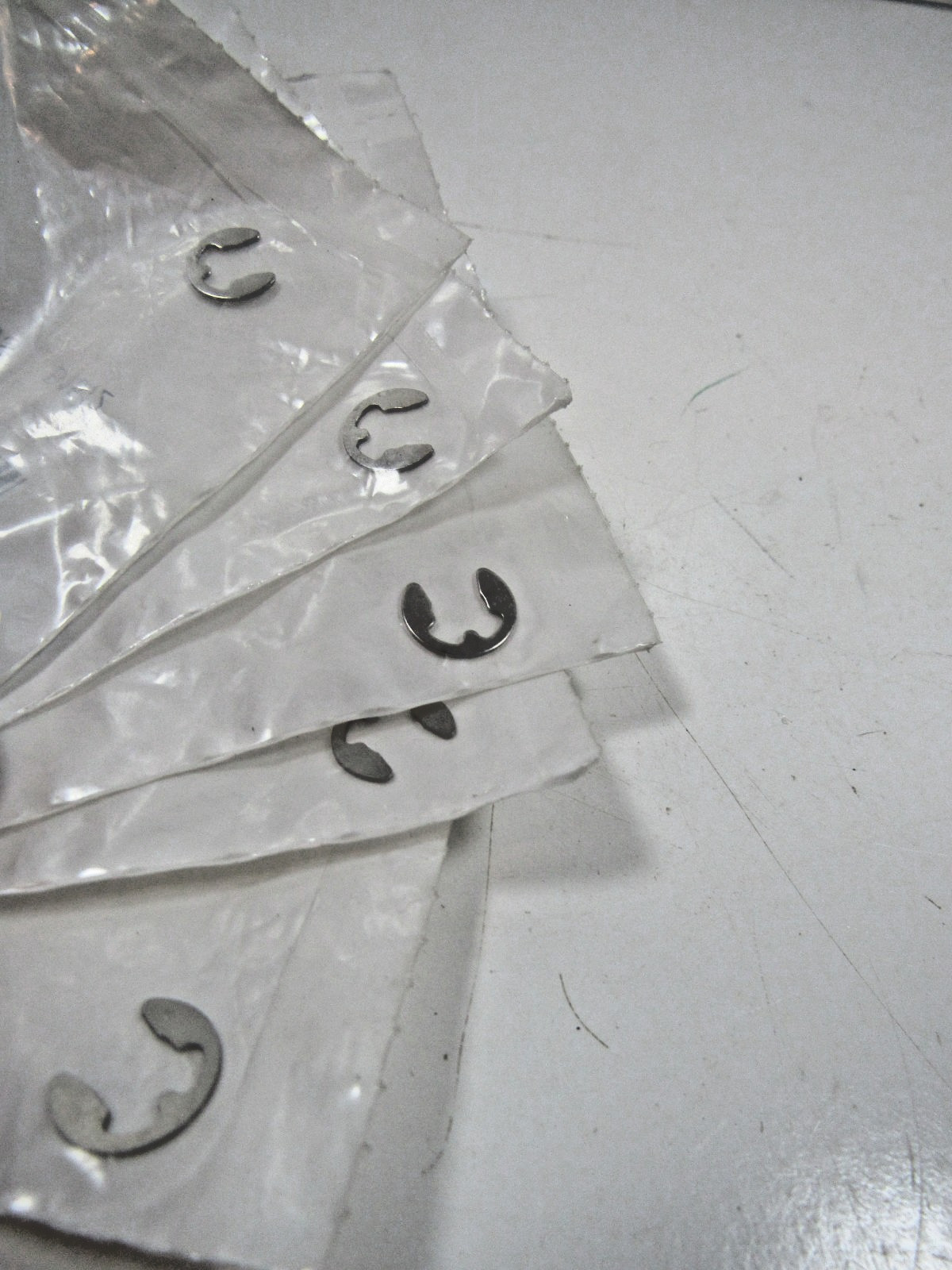 5)  OEM Polaris E-Clip  6 mm RANGER RZR GENERAL  7710466 #A24