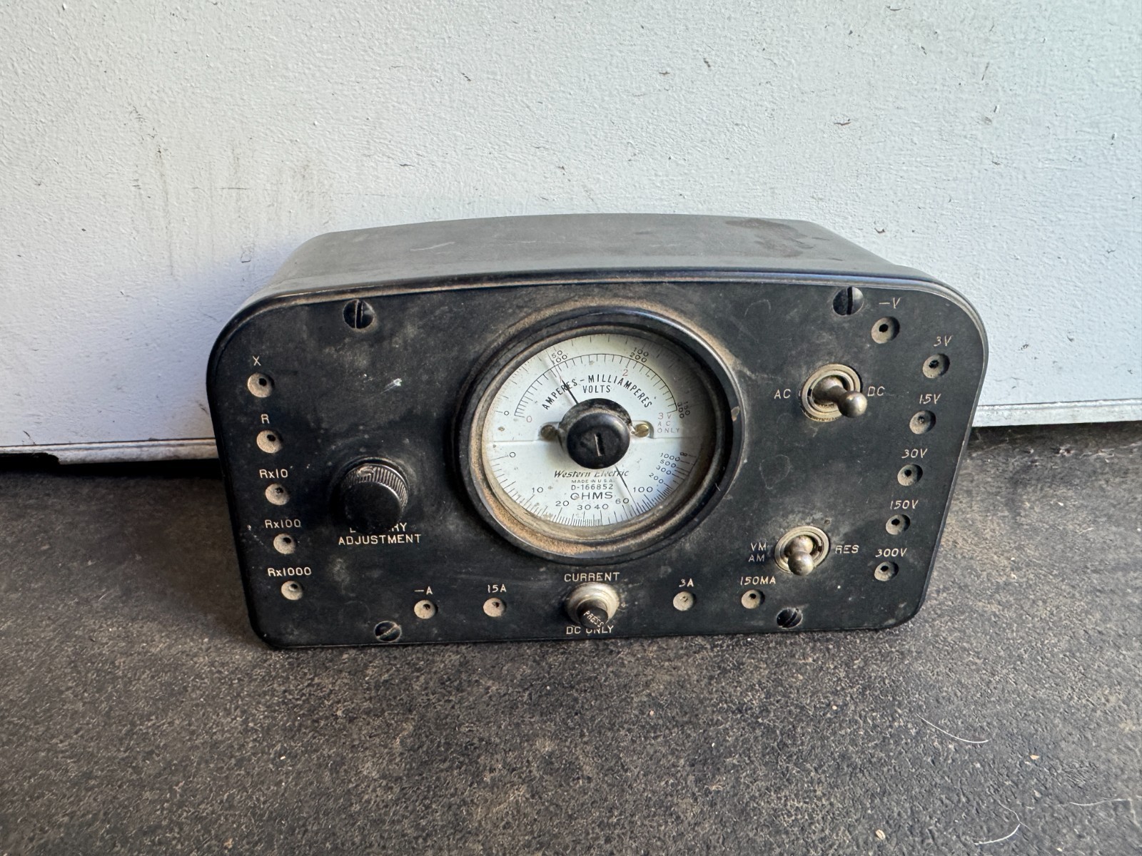 Vintage Weston Electrical Multimeter Volt Ohm Milliammeter AC DC Test Equipment