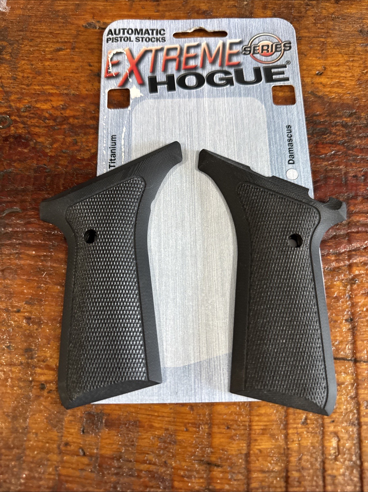 Hogue Extreme Series Grip for Browning BuckMark G10 Solid Black. Checkered