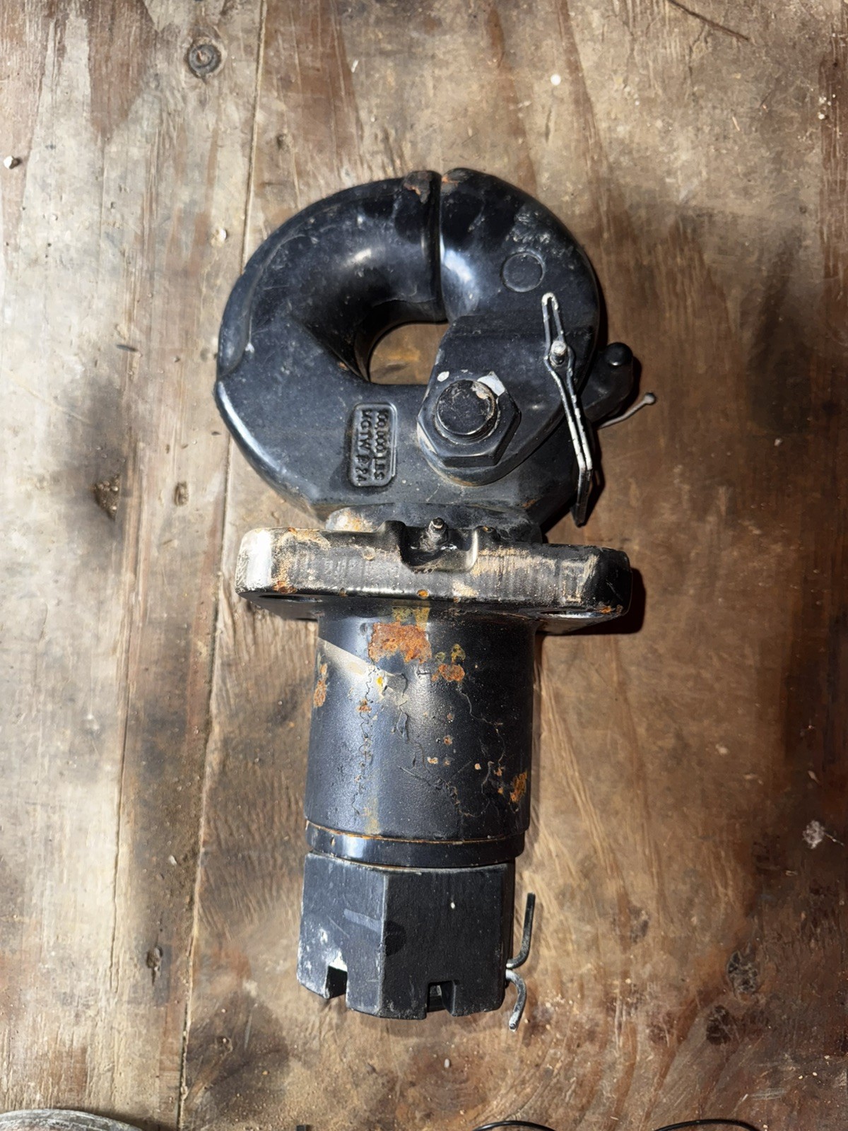 Used - buyers products 100,000lb pintle hitch BP880 Used - buyers products 100,000lb pintle hitch BP880