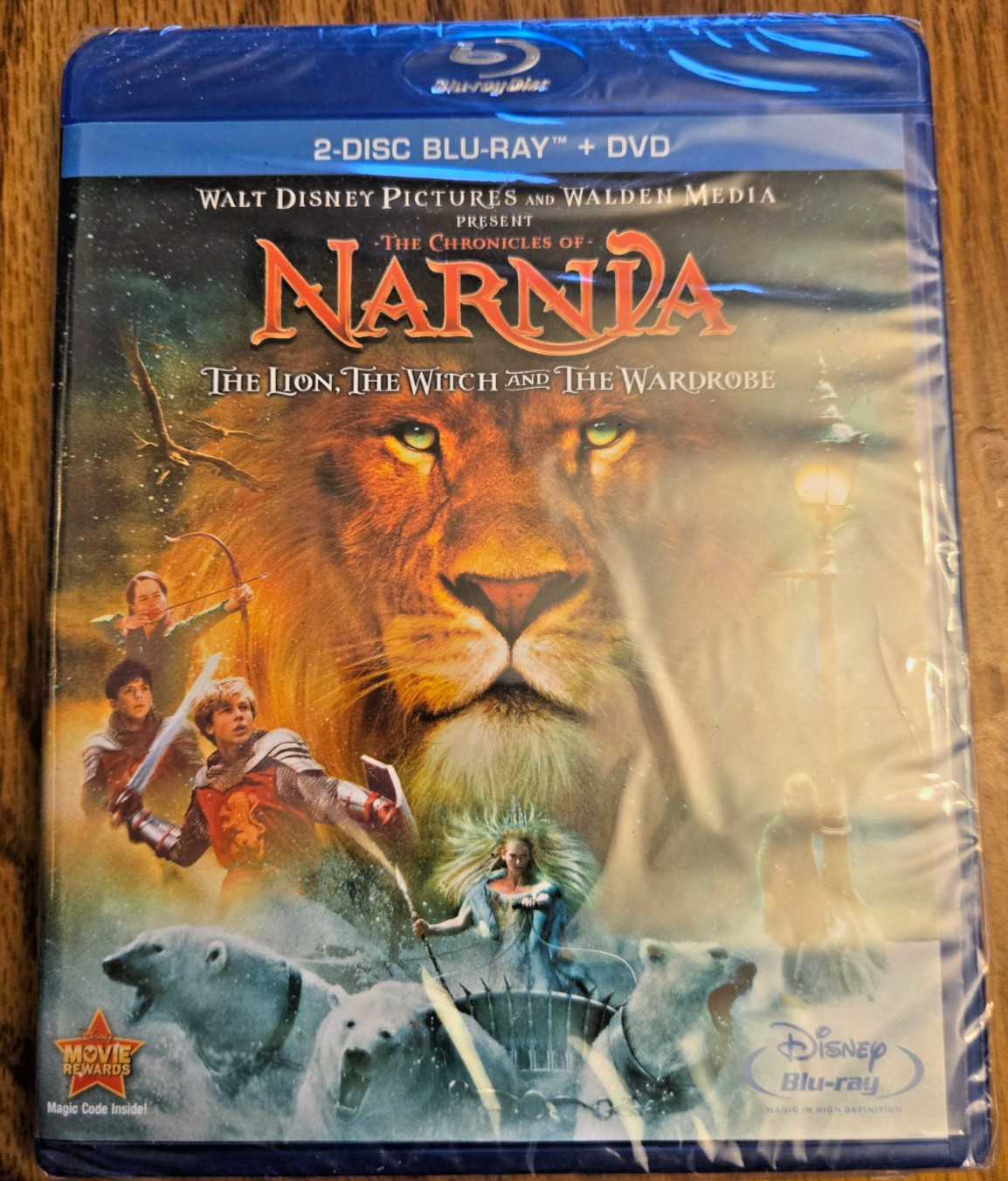 Disney\'s The Chronicles of Narnia: The Lion, The Witch & the Wardrobe Blu-ray Nw