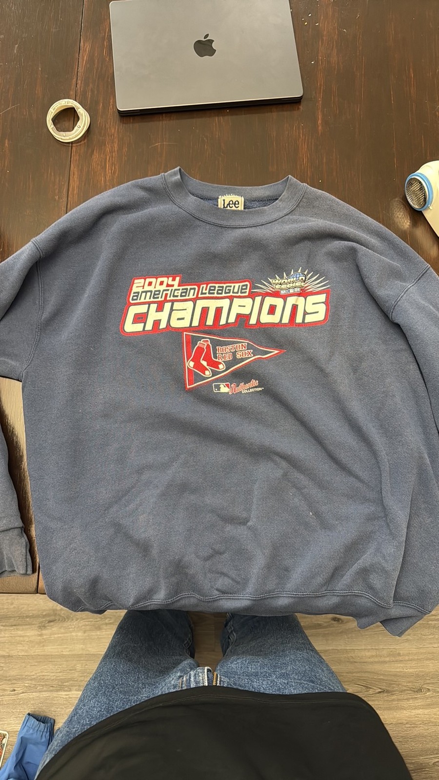 Vintage 2004 Boston Red Sox American League Champions Sweatshirt by Lee SportXL