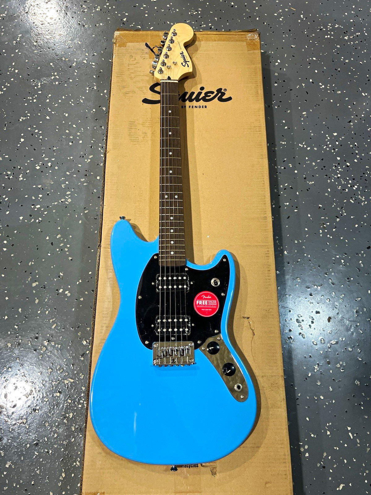 Squier Sonic Mustang HH by Fender (open box)