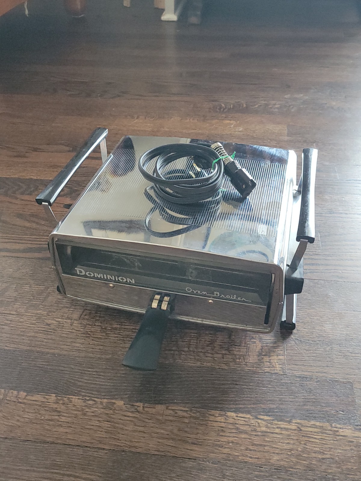 Vintage Dominion Oven Broiler Toast & Roast Retro 1950s Kitchen Appliance #2520 Vintage Dominion Oven Broiler Toast & Roast Retro 1950s Kitchen Appliance #2520