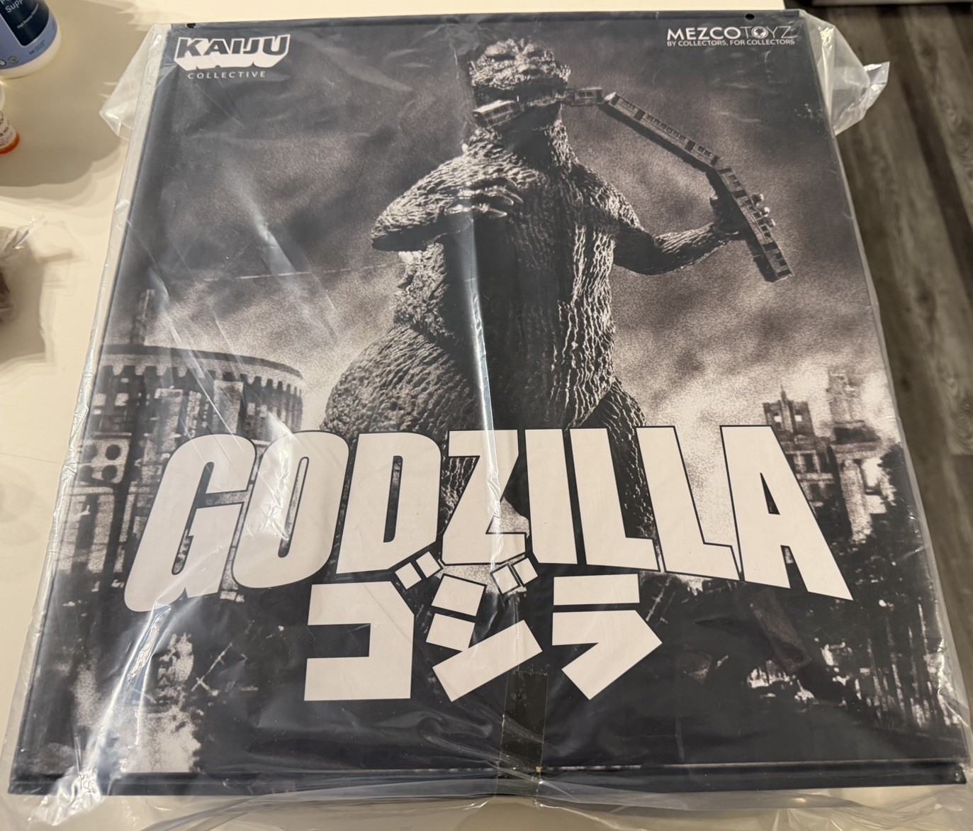 Mezco Godzilla Kaiju Collective 1954 MISB in Stock