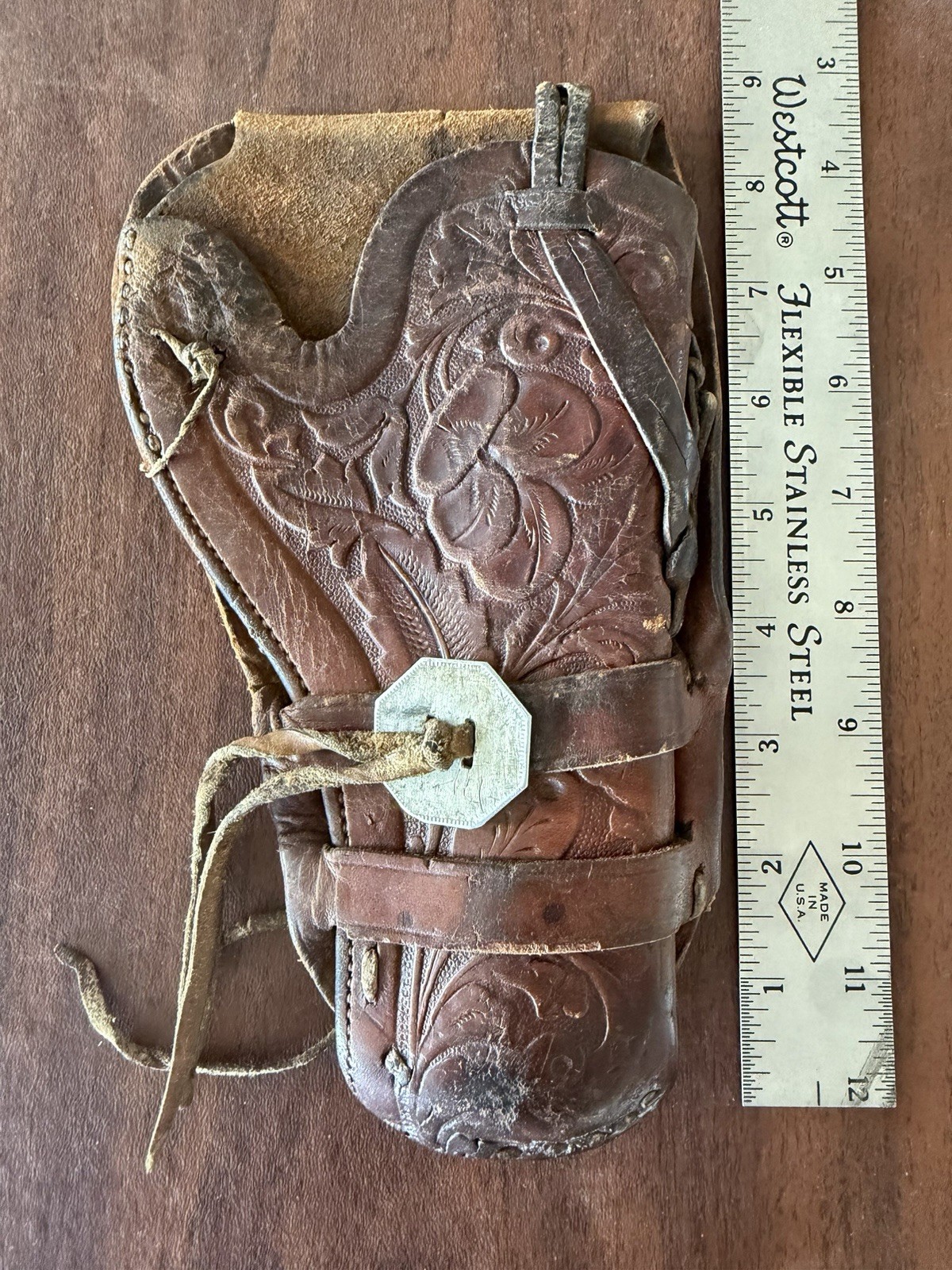 Vintage Western Cowboy Tooled Leather Revolver Gun Holster for Colt Vintage Western Cowboy Tooled Leather Revolver Gun Holster for Colt