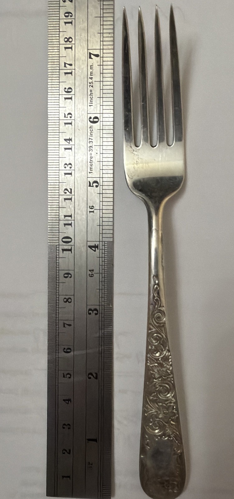 S. KIRK & SON OLD MARYLAND ENGRAVED STERLING SILVER PLACE FORK - VERY GOOD M S. KIRK & SON OLD MARYLAND ENGRAVED STERLING SILVER PLACE FORK - VERY GOOD M