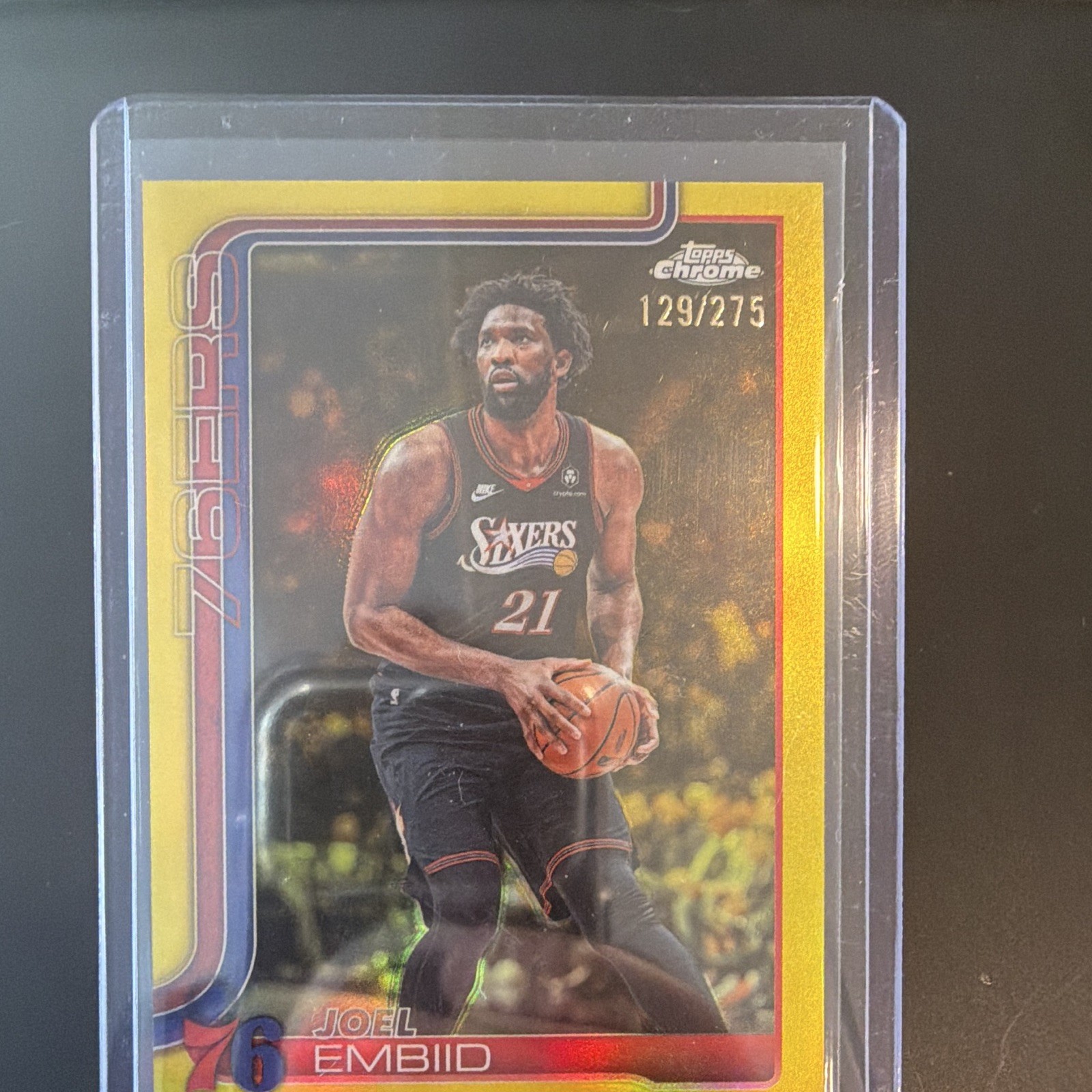 Topps 25-26 Chrome Joel Embiid 76ers #149 Yellow Refractor Serial /275