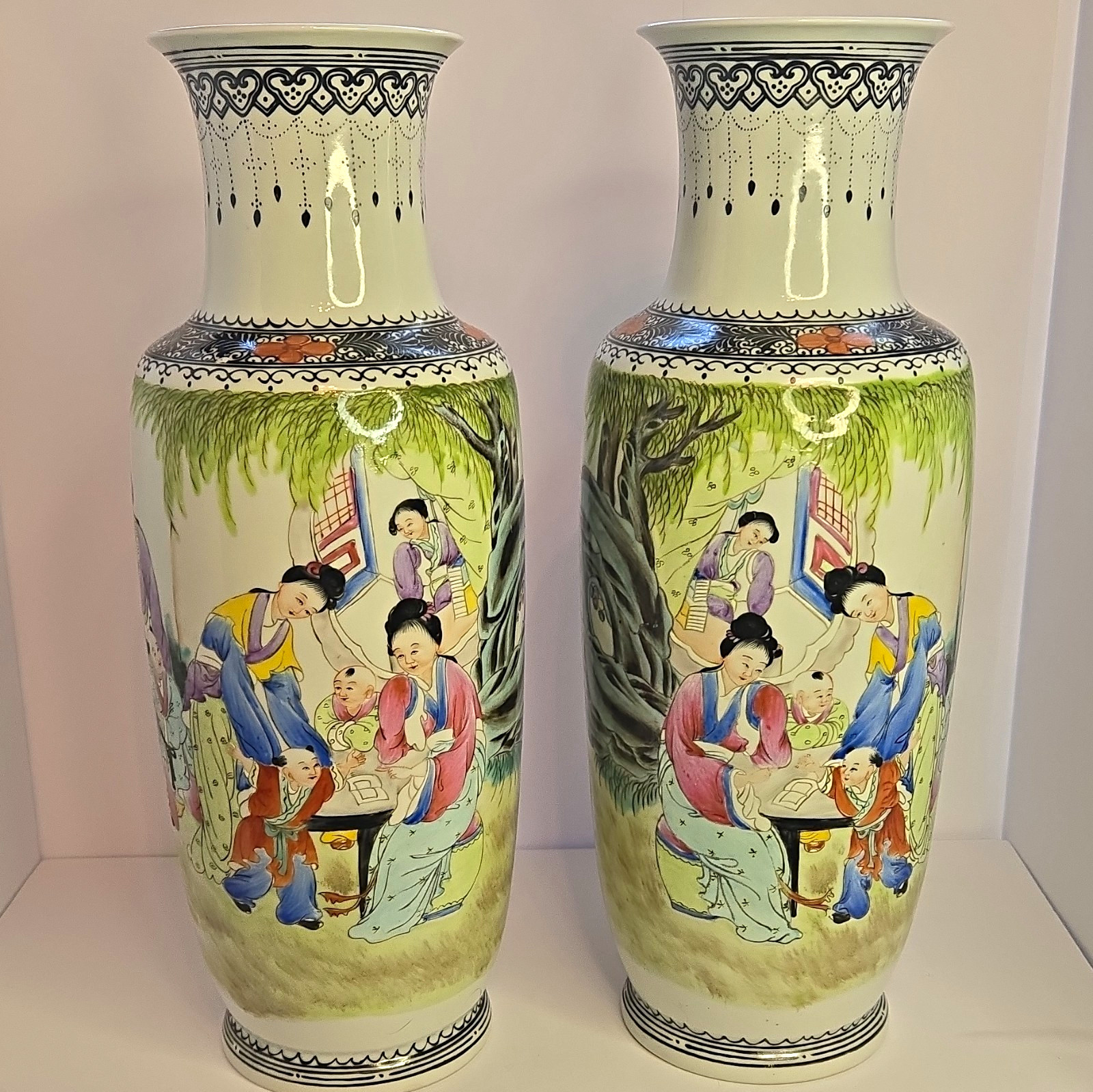 Pair Vintage Chinese Famille Rose Porcelain Vases 14\