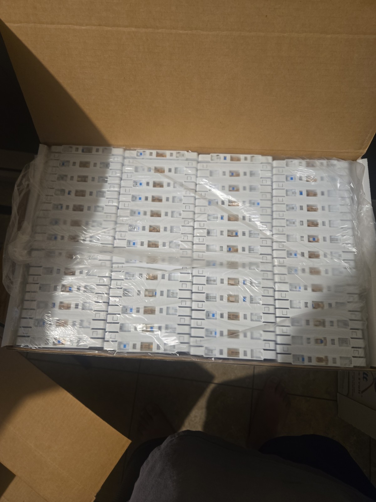 Lot of 100 Blank C92 Pro Series Audio Cassette Tapes For Recording Lot of 100 Blank C92 Pro Series Audio Cassette Tapes For Recording