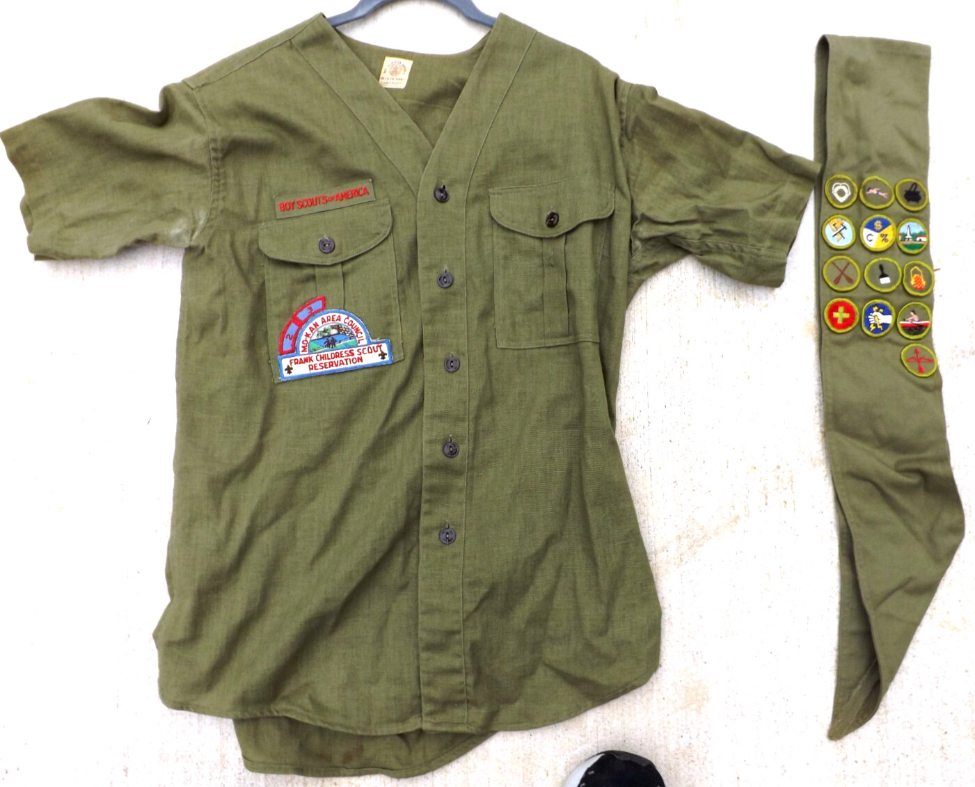 VTG. BOY SCOUT SHIRT & MERIT BADGE SASH GALENA KS BSA TRO0P 66 ROUTE 66 MO-KAN