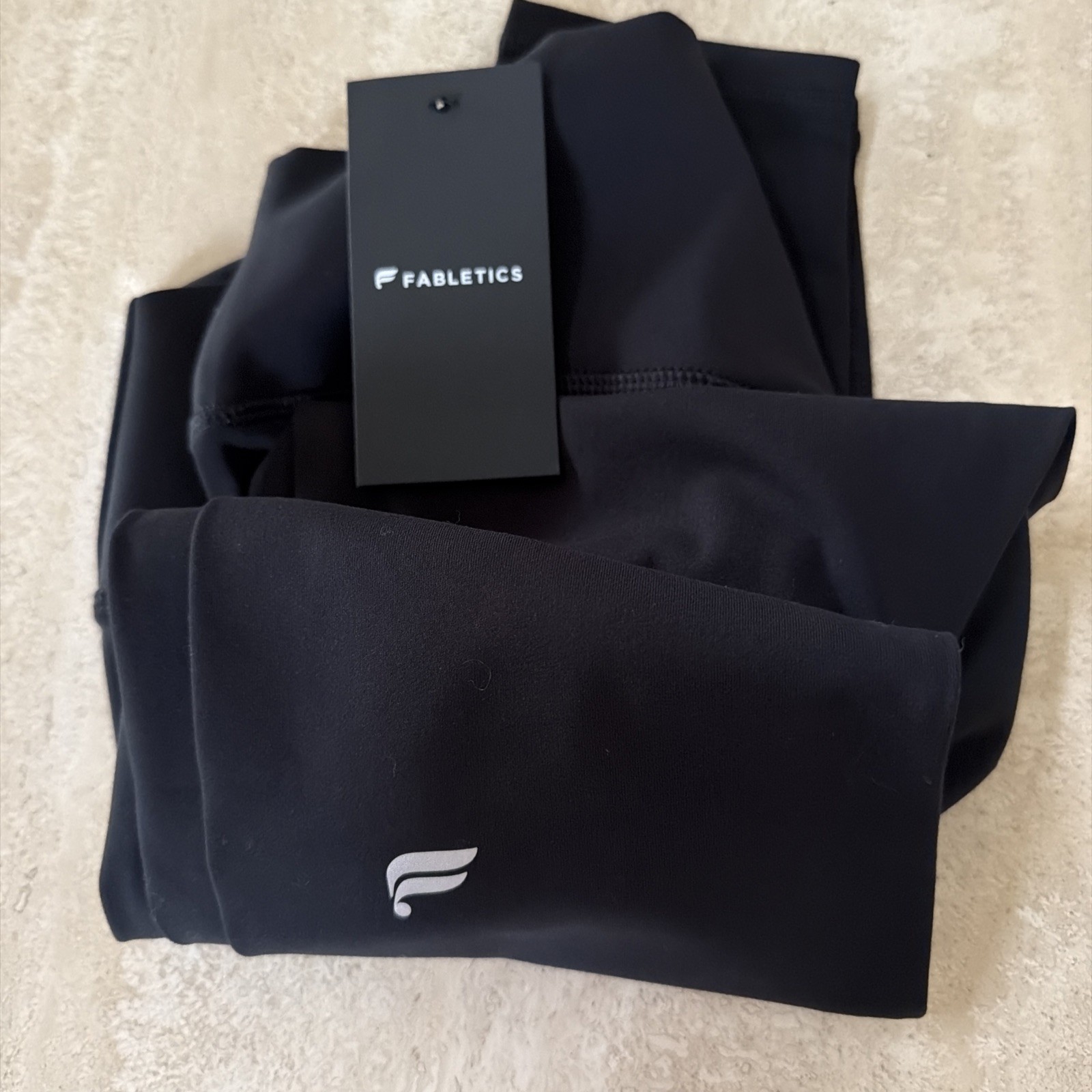 New Fabletics The No Seam Pureluxe TLC Black Legging Women\'s Size Medium New Fabletics The No Seam Pureluxe TLC Black Legging Women\'s Size Medium