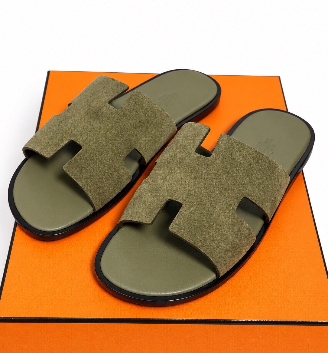 Hermes Izmir Sandal Men’s 42 Suede Goatskin Vert Foret  US 9 Slides