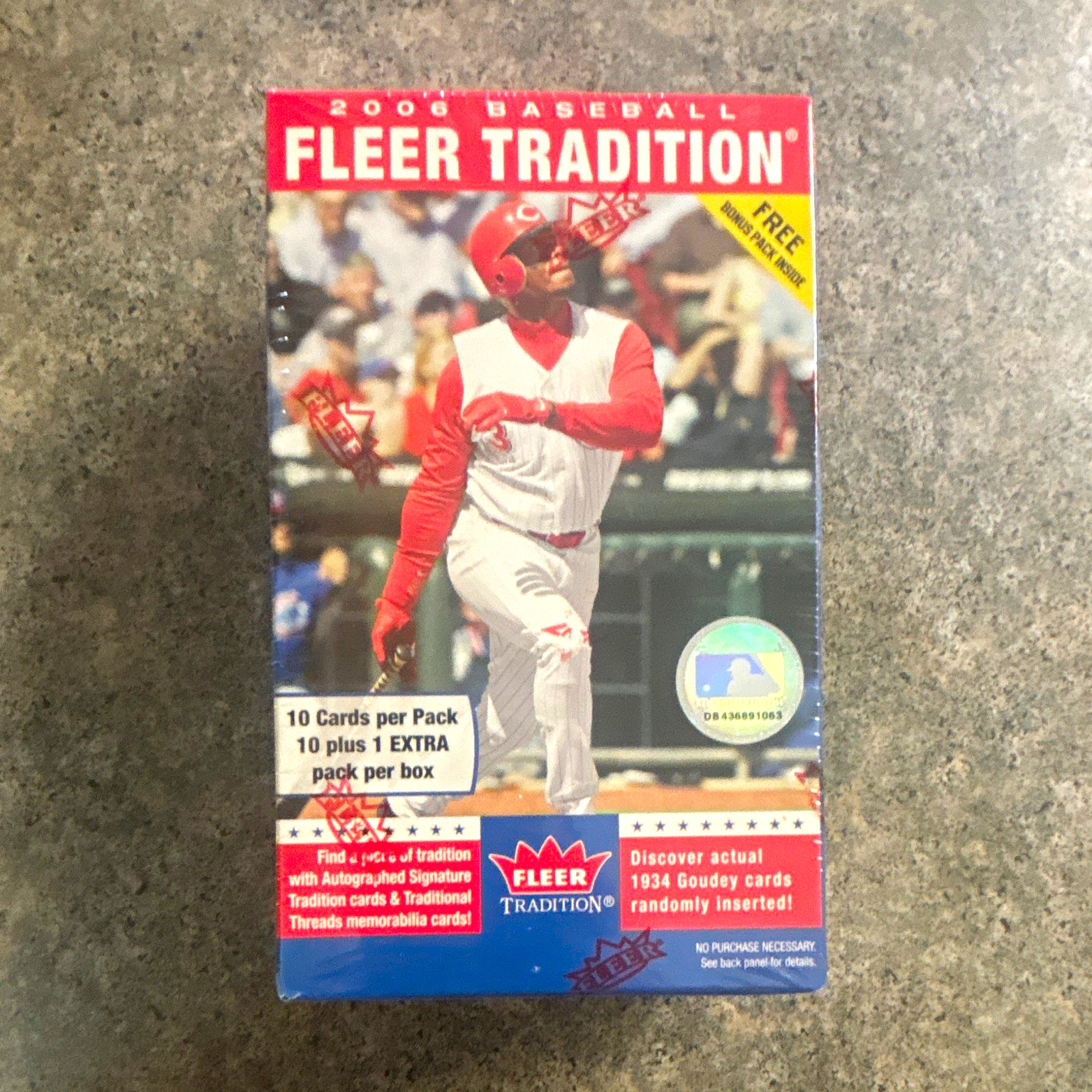 Fleer 2006 Fleer Tradition MLB Sealed Baseball Trading Card Box UNOPENED Fleer 2006 Fleer Tradition MLB Sealed Baseball Trading Card Box UNOPENED