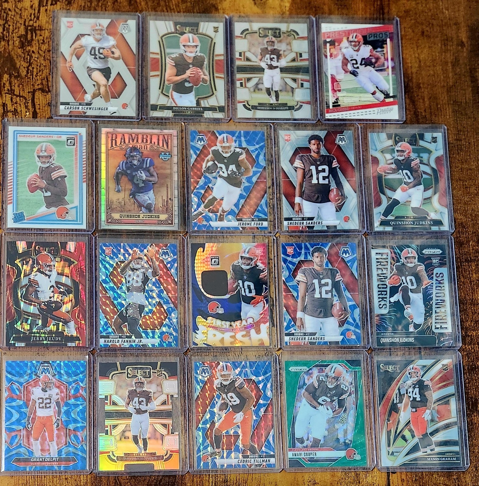 NFL Cleveland Browns Card Lot (19) Prizm Select Rookies Inserts SPs & More