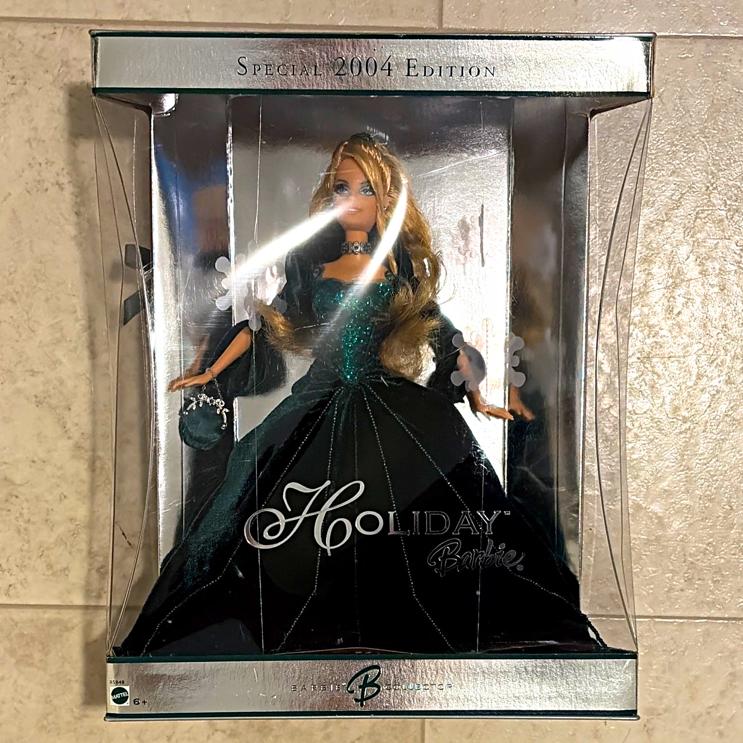 Mattel Barbie Holiday Special 2004 Edition Bob Mackie 12 in Doll MPN B5849 Mattel Barbie Holiday Special 2004 Edition Bob Mackie 12 in Doll MPN B5849