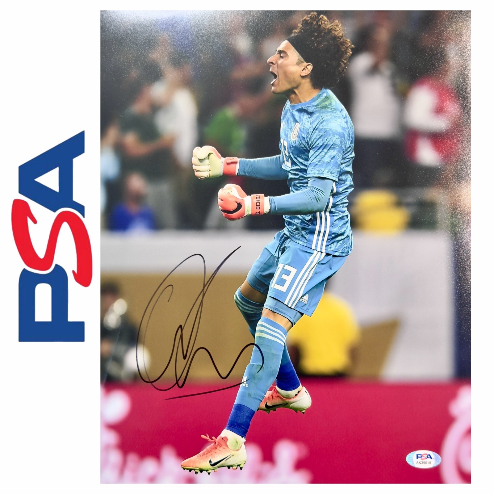 Guillermo “Memo” Ochoa Signed 11x14 Photo PSA/DNA COA Mexico Soccer Goalie