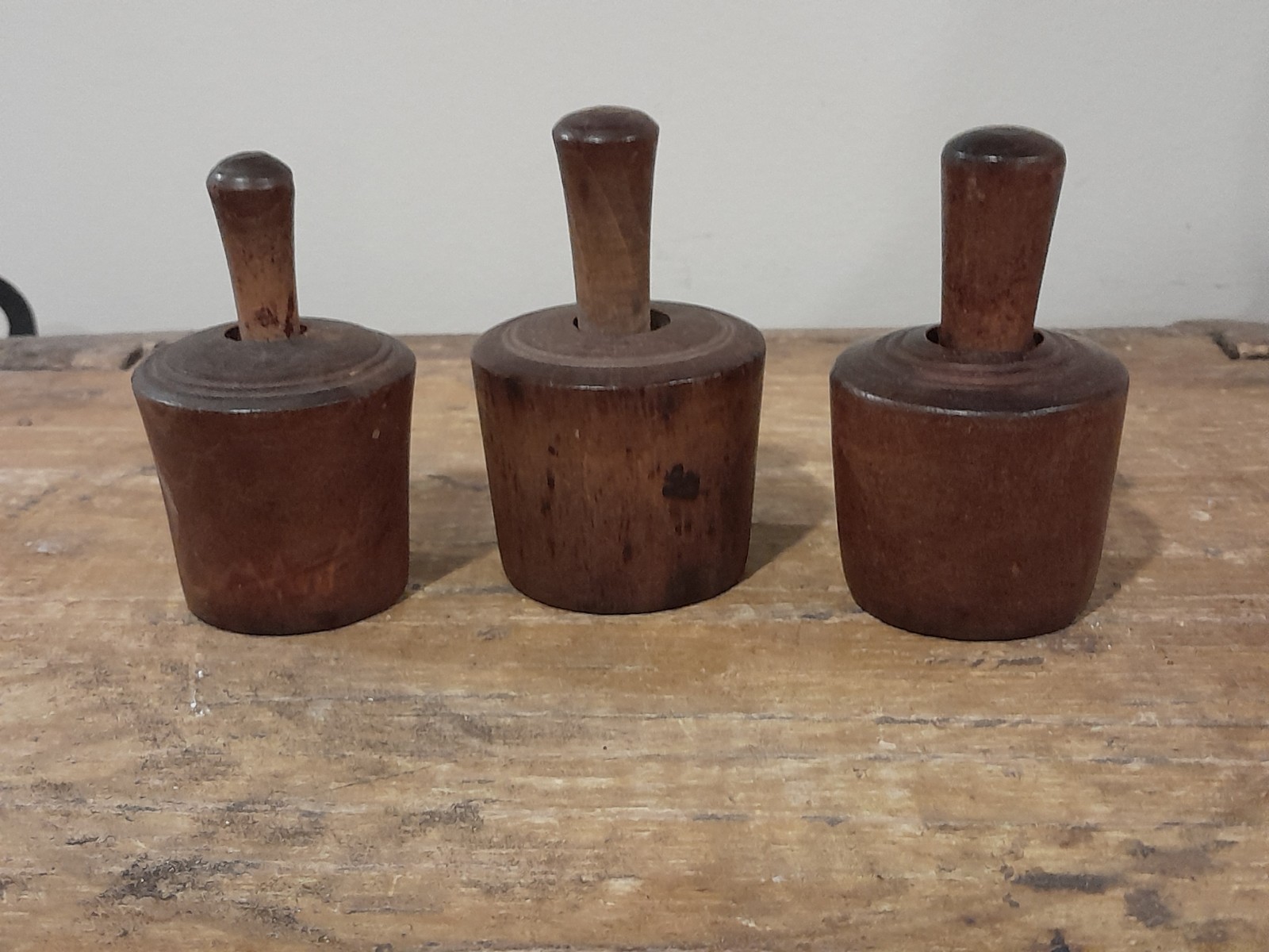 THREE EXCELLENT MINIATURE TREENWARE BUTTER MOLDS~AAFA~EARLY FARMSTEAD