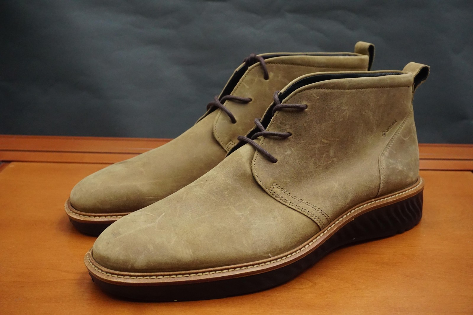 ECCO ST. 1 Hybrid GTX  Chukka Boot Shoe Mens Size 11.5 Brown Nubuck Lace Up