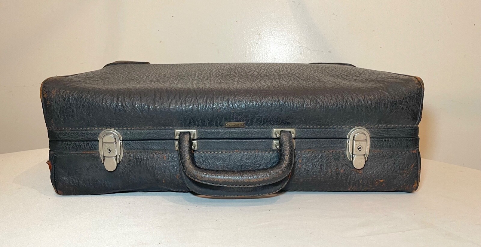 high quality vintage antique K Kaufmann leather nickel plate suitcase luggage high quality vintage antique K Kaufmann leather nickel plate suitcase luggage