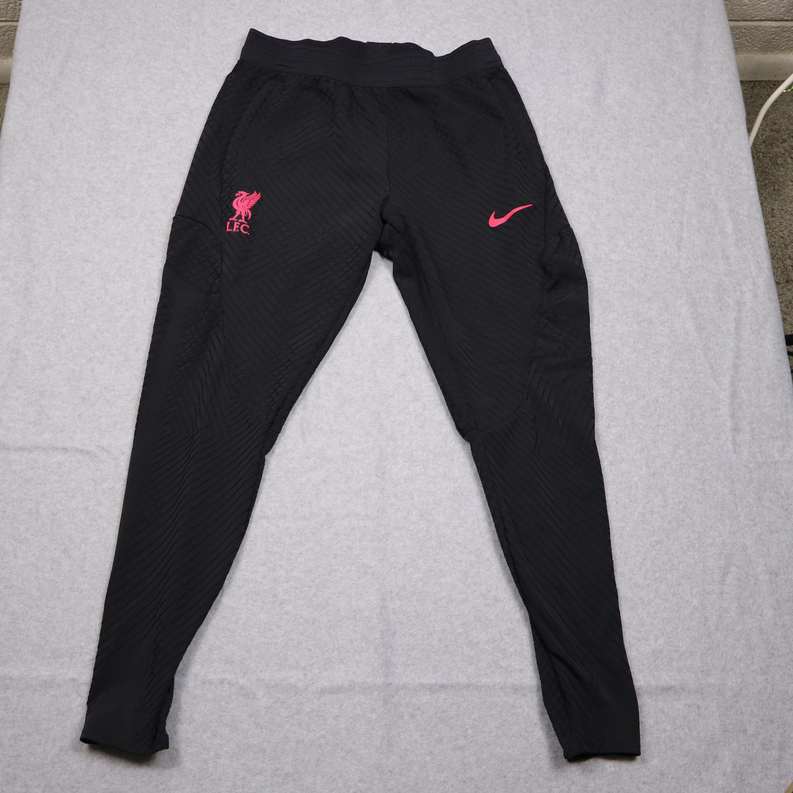 Liverpool Pants Joggers Mens Large Black Soccer Nike Dri-FIT ADV Slim Fit LFC