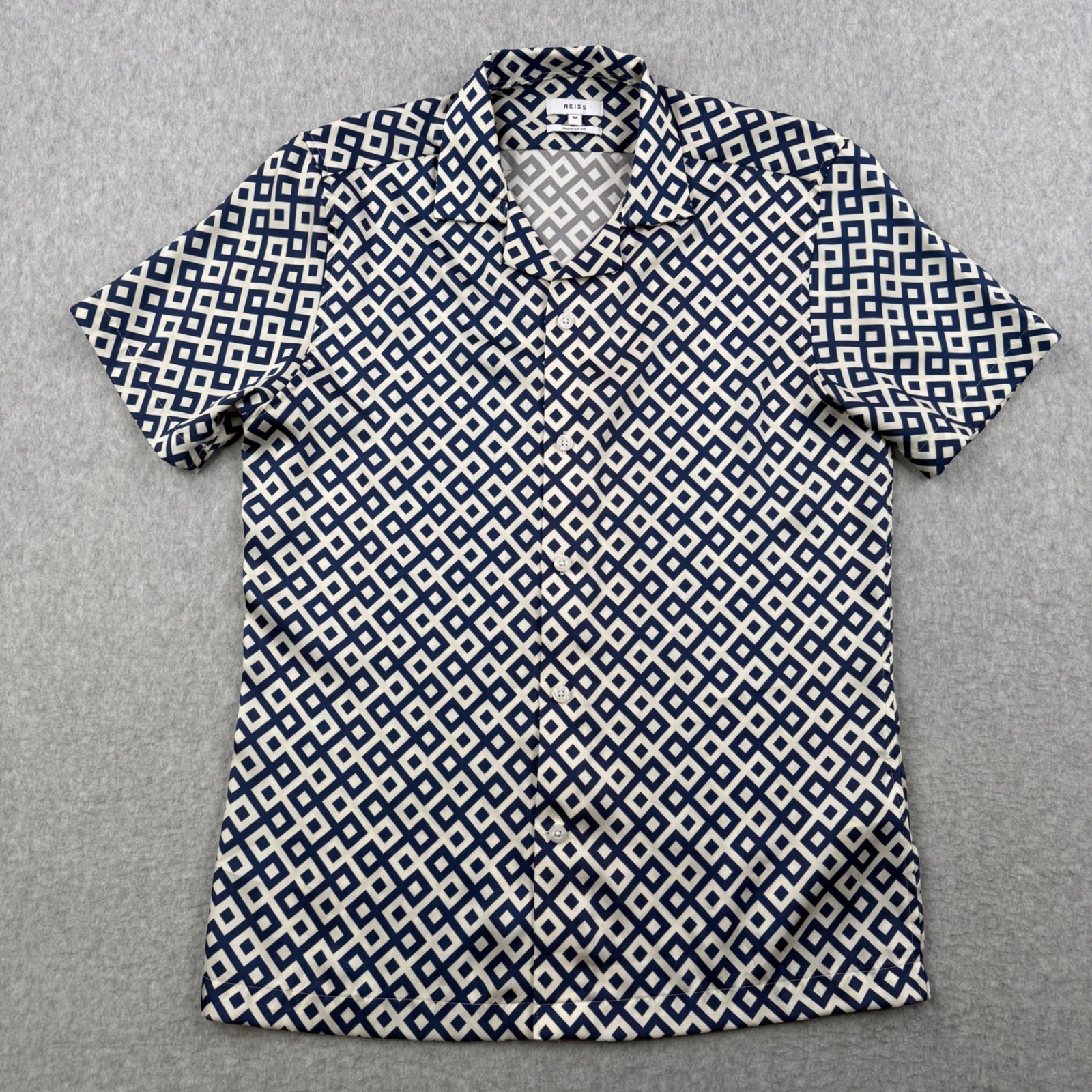 Reiss Shirt Mens Medium Blue Valencia Geometric Button Up Short Sleeve Regular Reiss Shirt Mens Medium Blue Valencia Geometric Button Up Short Sleeve Regular