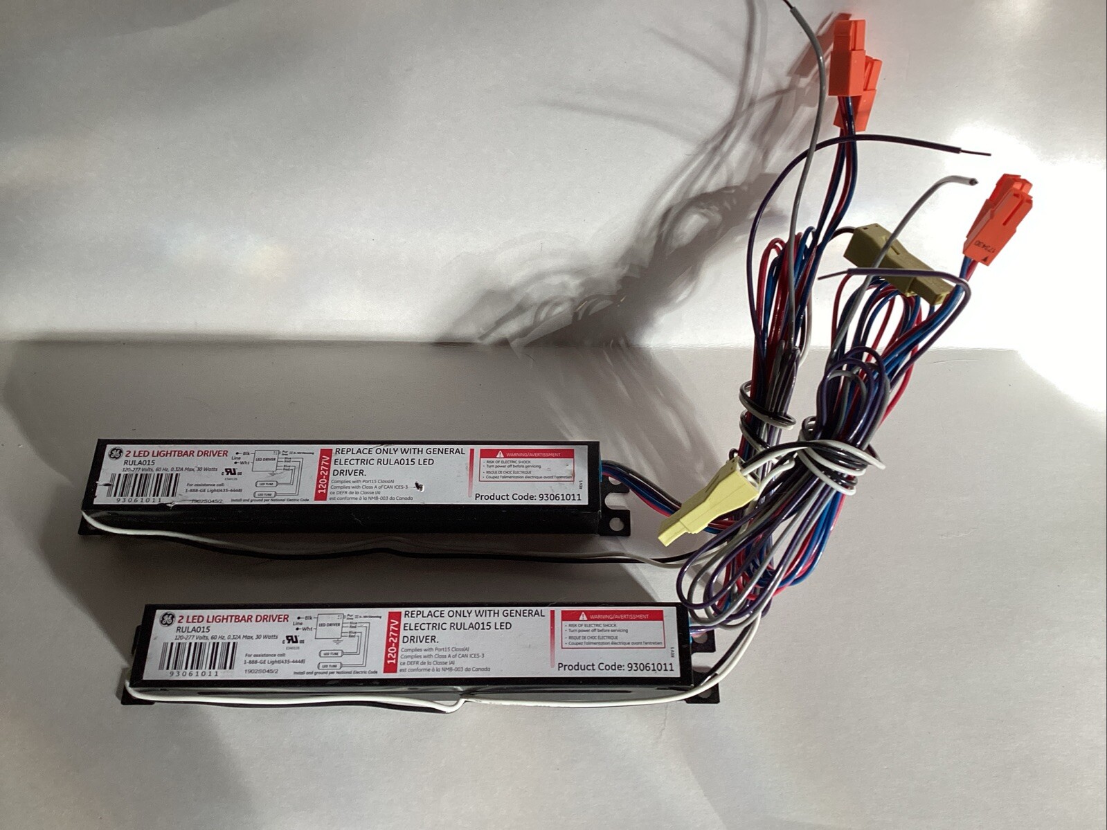 Lot Of 2 -GE 2 LED LIGHTBAR DRIVER 120-277V  60Hz 30watts