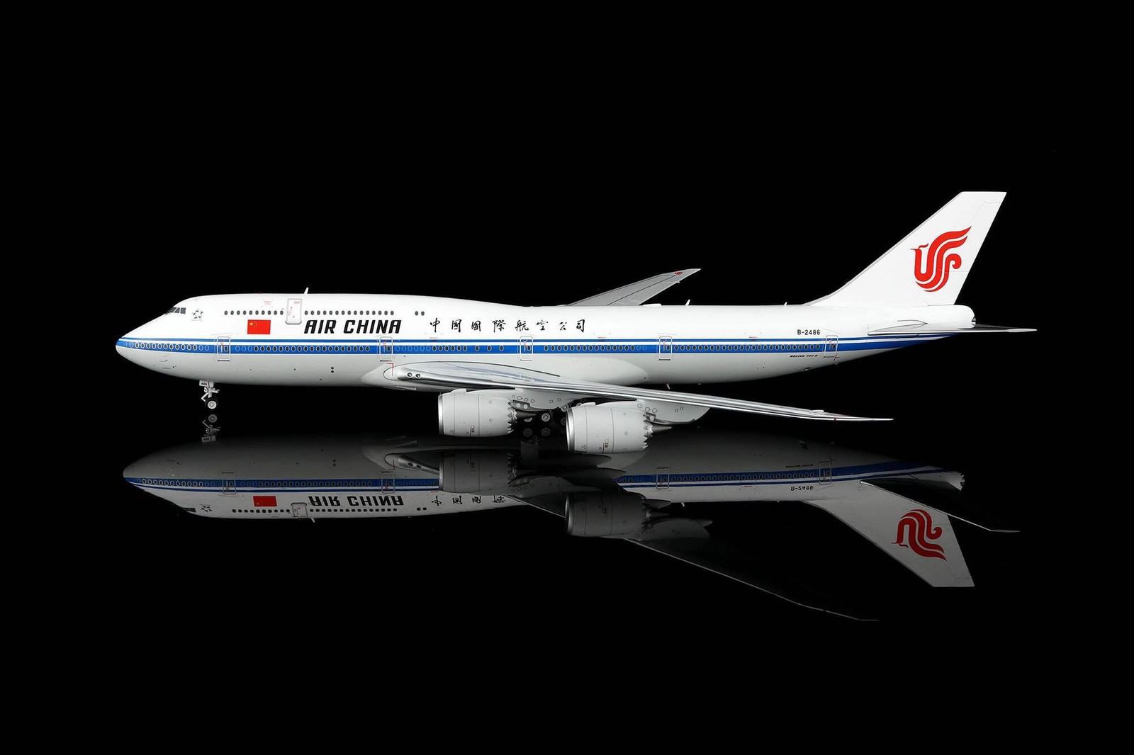 SQ Wings Air China Boeing B747-8 B-2486 1/200 Aircraft Scale Model