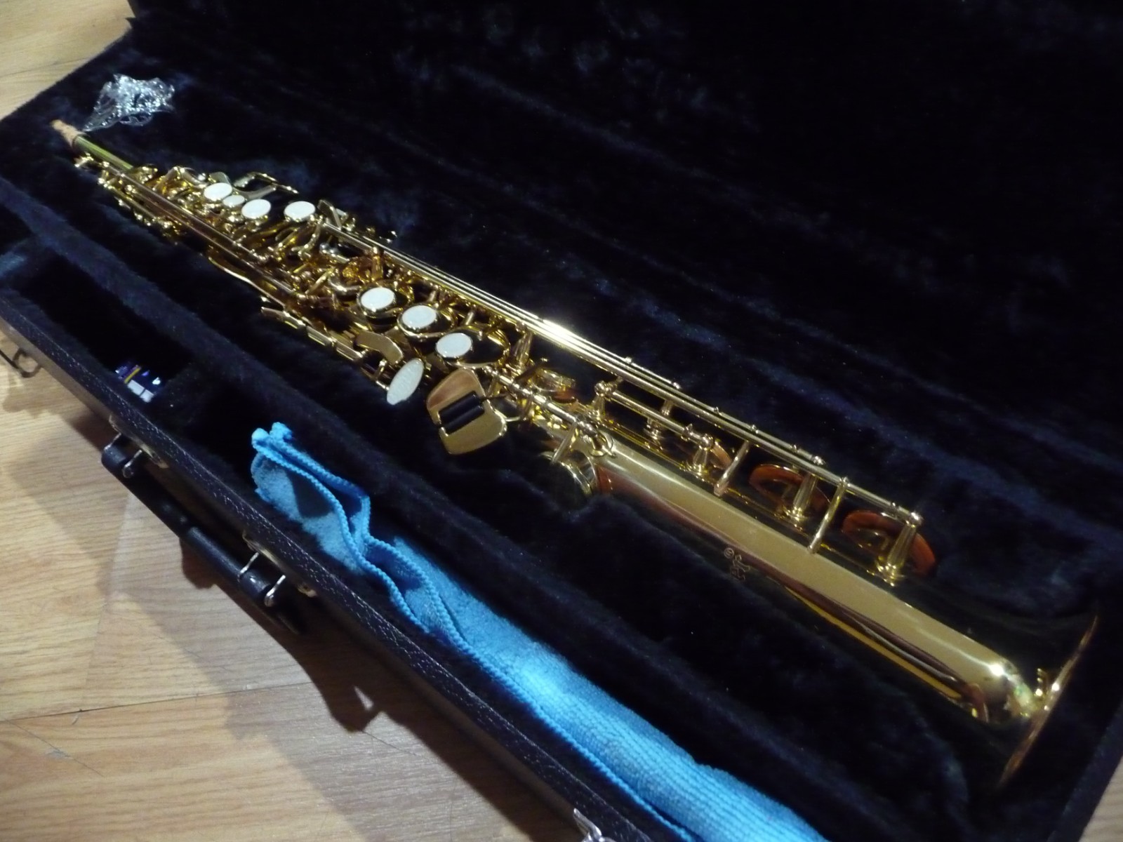 VINTAGE   SELMER SOPRANO SAX SS600 and the case  NICE item