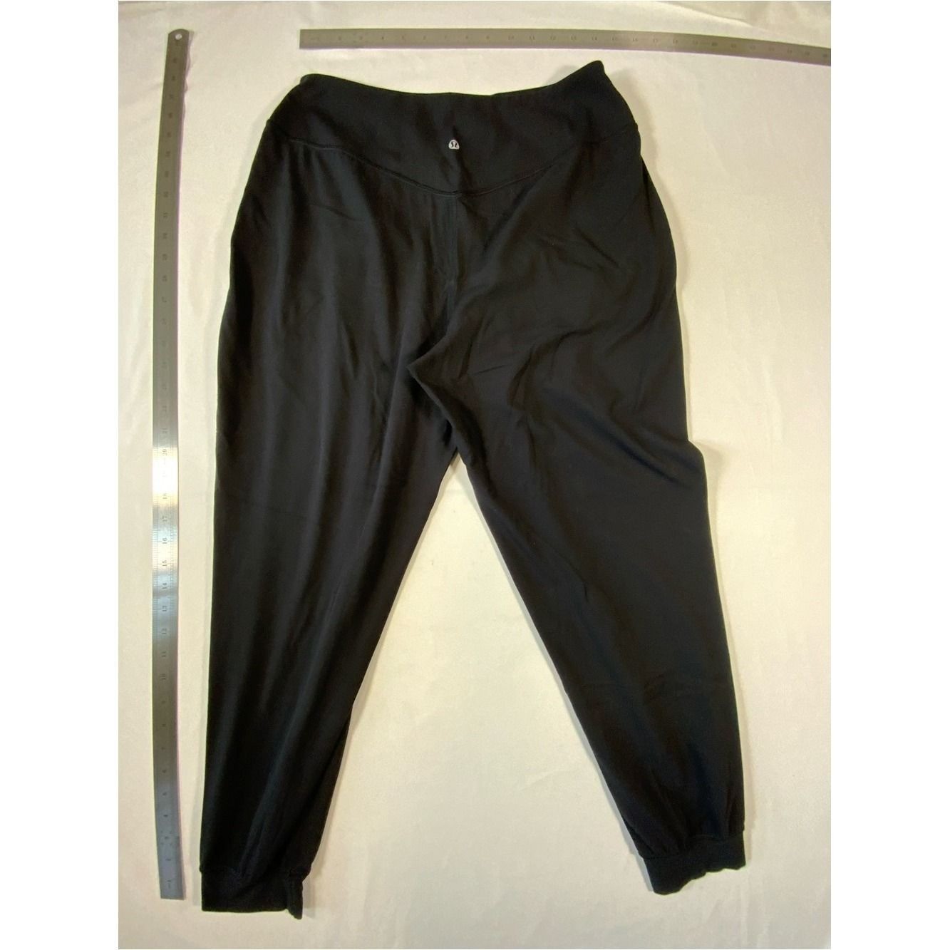 Lululemon Athletica Black Align Joggers Womens Size 8 High Rise Yoga Pants