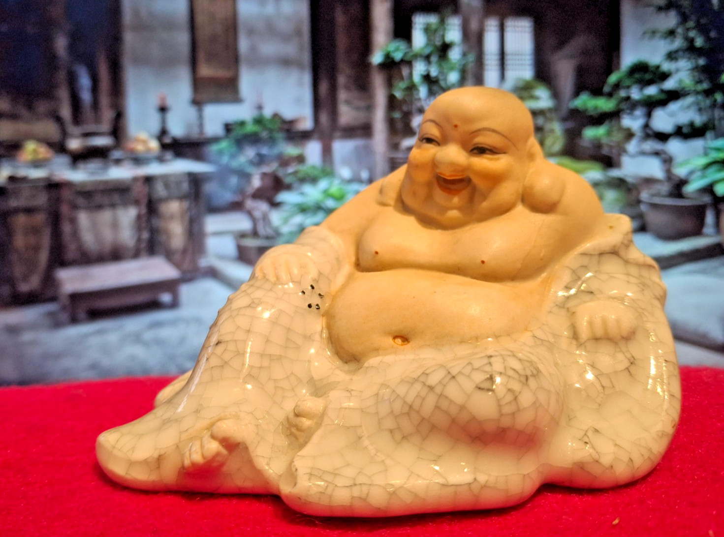 Vintage Fat Buddha 70's Chinoiserie Figurine NEW OLD STOCK perfect Hand Painted