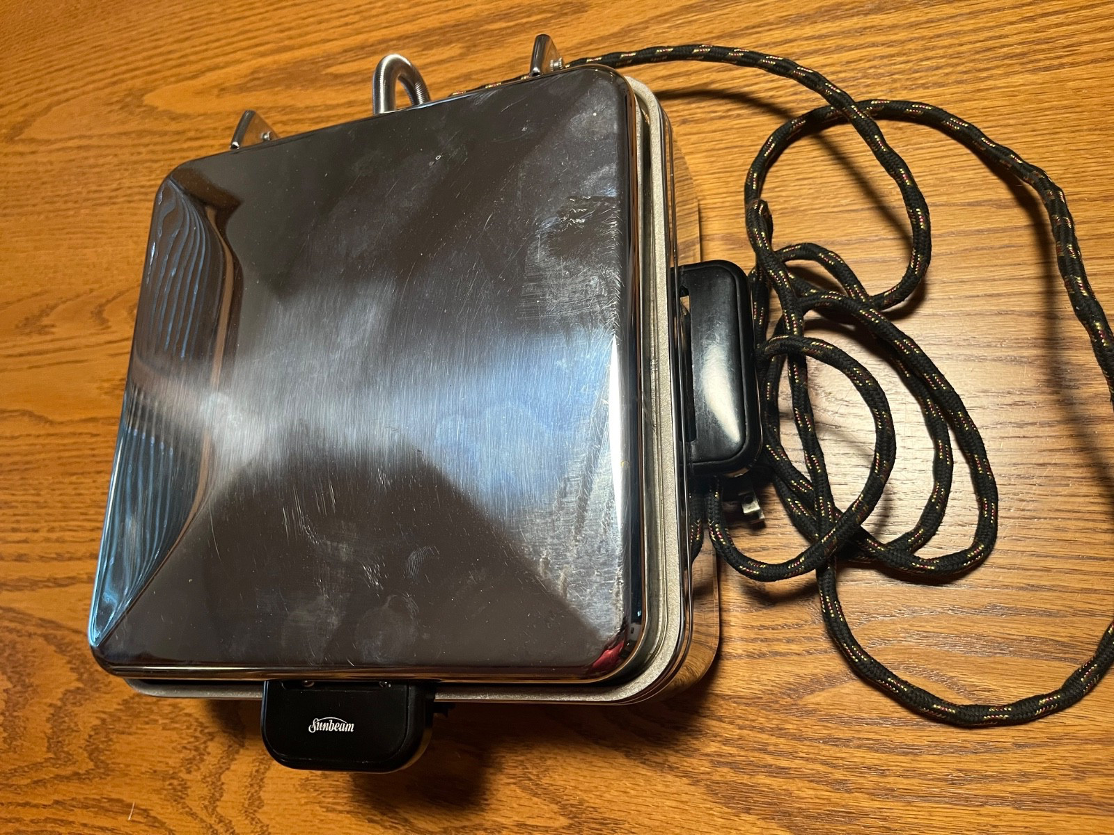 Vintage 50s Sunbeam Model W-2-A Waffle Maker Chrome Finish Made In USA Tested 