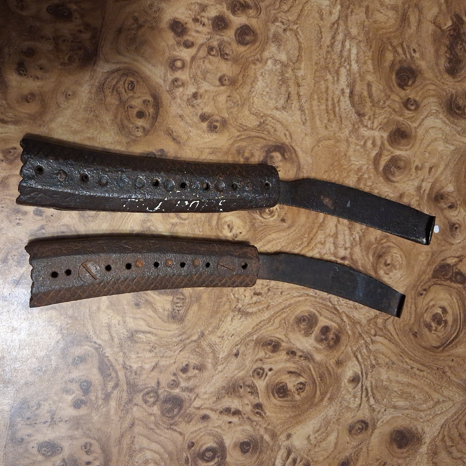 LOT OF 2 ANTIQUE T.J. POPE FARRIER'S HOOF KNIFE HORSE TOOLS PAT. SEP 12 99
