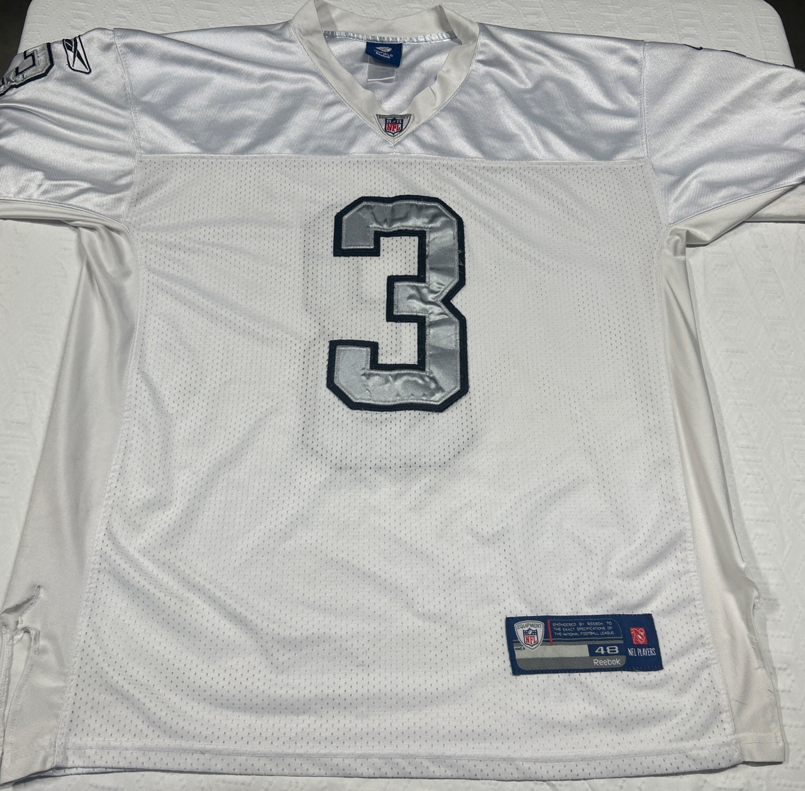 Reebok Oakland Raiders Carson Palmer #3 White NFL Football Jersey Size 48 Reebok Oakland Raiders Carson Palmer #3 White NFL Football Jersey Size 48