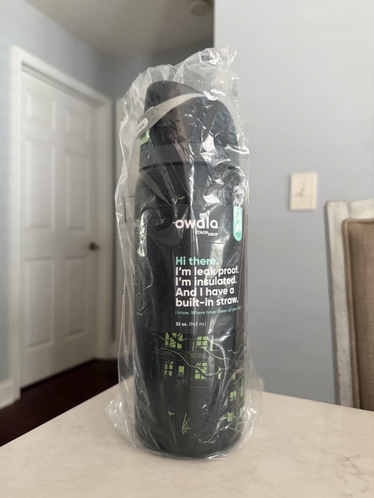 Owala Color Drop Halloween Freesip 32oz Midnight Manor GITD Tumbler Bottle NEW Owala Color Drop Halloween Freesip 32oz Midnight Manor GITD Tumbler Bottle NEW