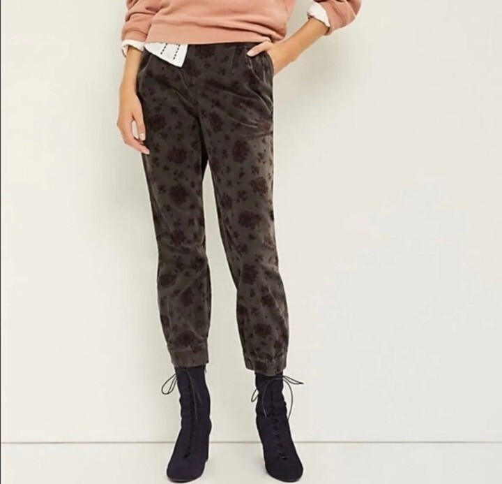 Anthropologie Size XS Kalea Trouser Joggers Floral Print Grey Elastic Waist Anthropologie Size XS Kalea Trouser Joggers Floral Print Grey Elastic Waist