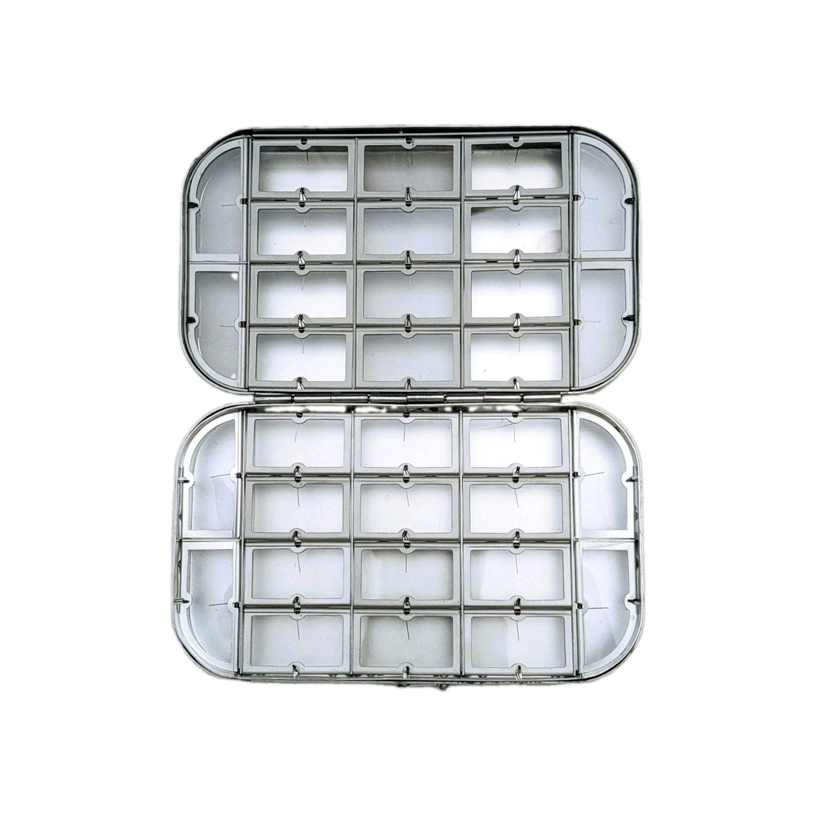 Richard Wheatley 32 Compartment Dry Fly Box Made in England 6 \