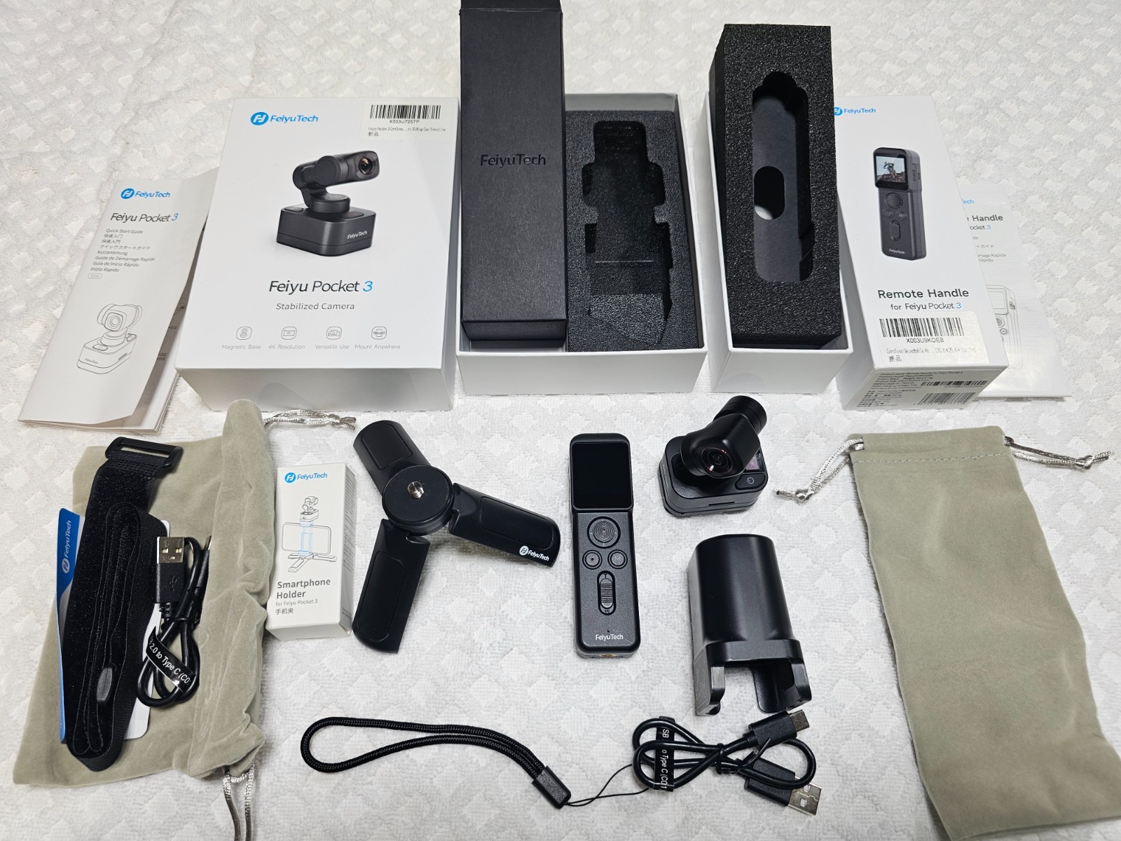 NEW Feiyu Pocket 3 4K UHD 3-Axis Gimbal & Remote Handle  MINT condition
