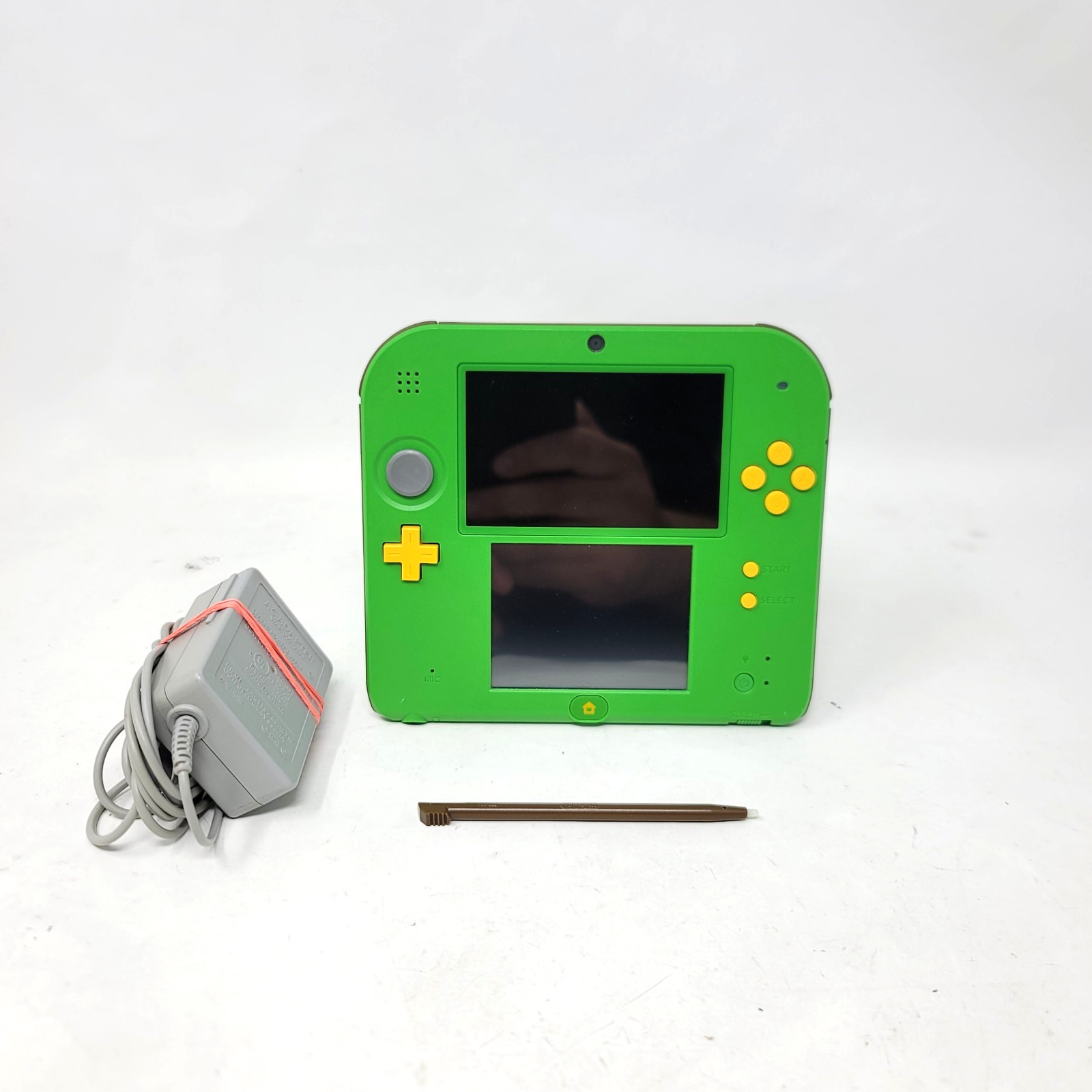 Nintendo 2DS Legend of Zelda Ocarina of Time Green Console FTR-001 W/ Stylus