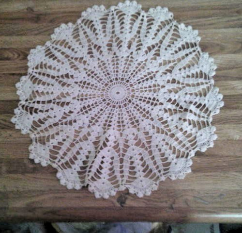 Pretty hand crochet doily antique white 14\