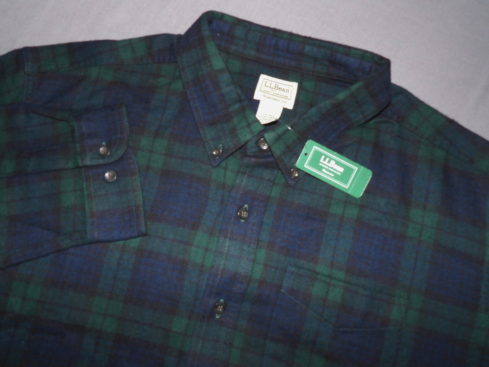 NEW L.L. Bean Long Sleeved Plaid Flannel Button Up Shirt Men\'s XXL NWT