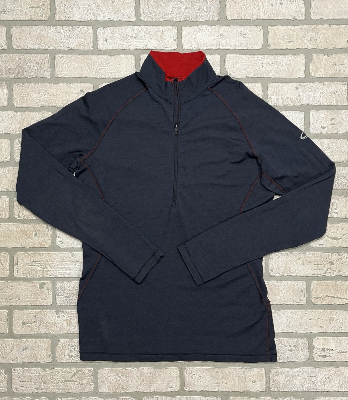 Icebreaker GT 200 Merino Wool 1/4 Zip Base Layer Men’s Large Black Red