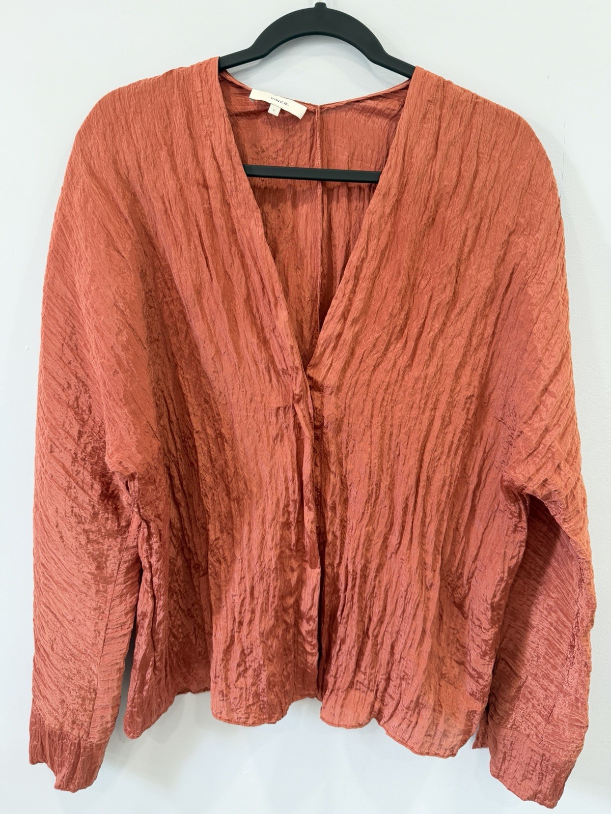 Vince Women’s Large Rust Orange Crinkle Pull Over Long Sleeve Blouse