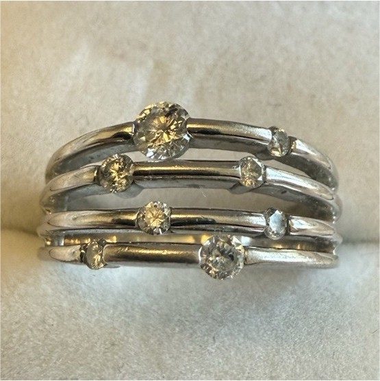 10k White Gold 1/2 CTW Diamond Band Size 7