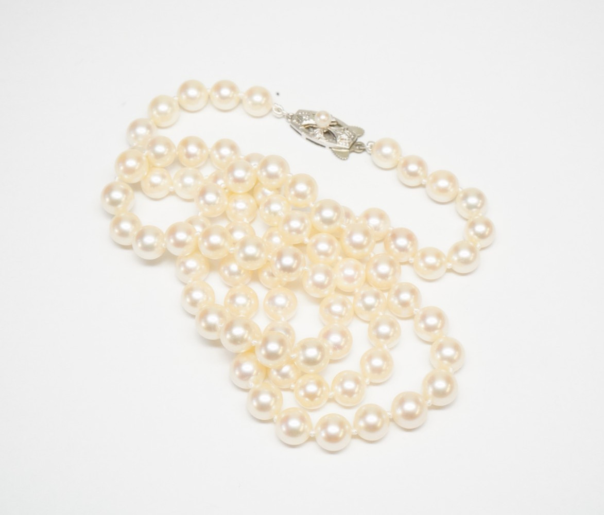 Vintage MIKIMOTO Japanese AKOYA PEARL Necklace - 24 Vintage MIKIMOTO Japanese AKOYA PEARL Necklace - 24