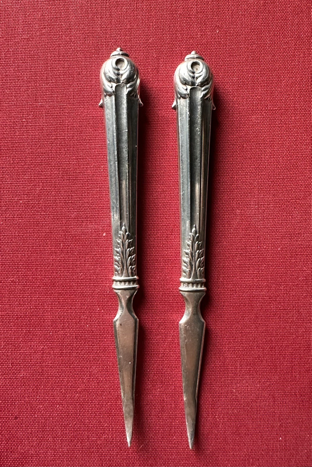 Rare 2 Gorham Full Sterling Silver 685 Acanthus Nut Pick 5” Rare 2 Gorham Full Sterling Silver 685 Acanthus Nut Pick 5”