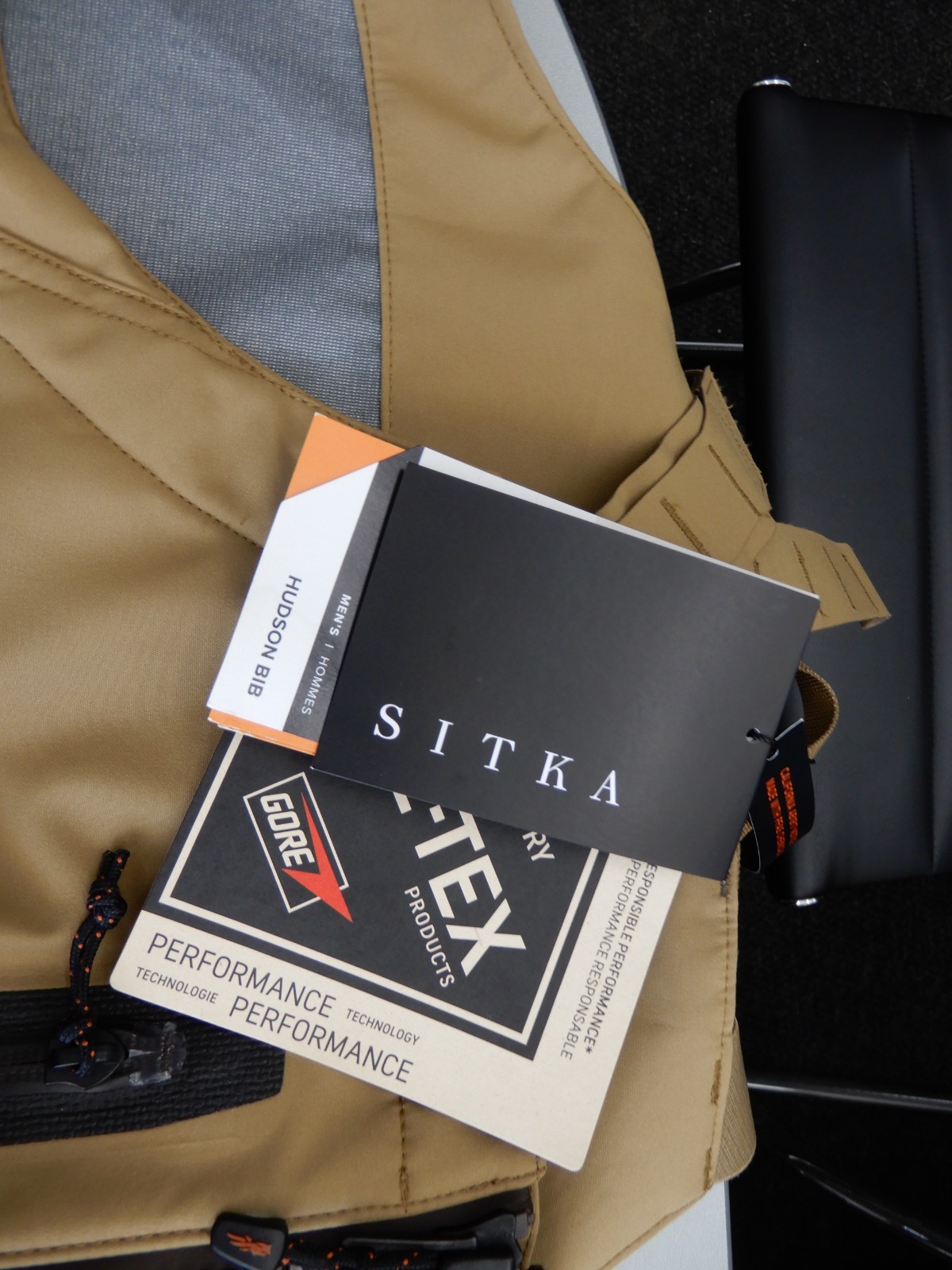 NWT  Sitka Hudson Bibs 3XL Dirt Gore Tex rain gear Gore-Tex