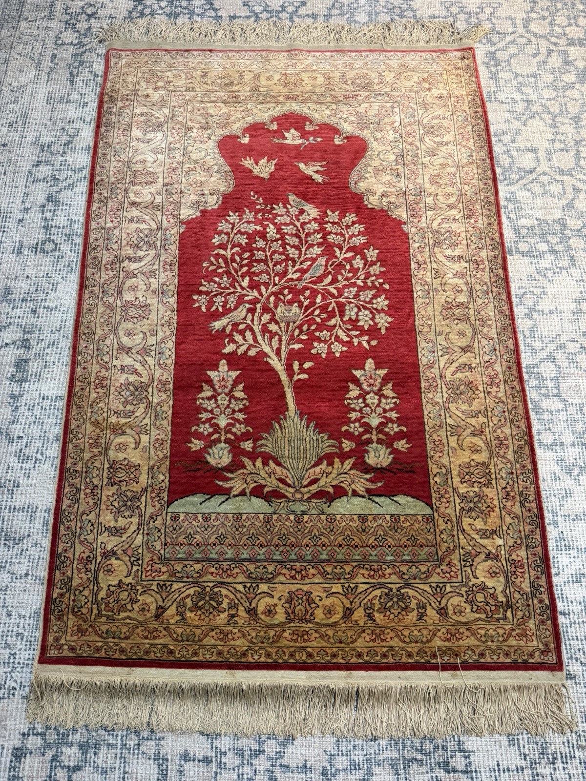 Vintage Kayseri Turkey Silk on Silk Hand Knotted Rug 136x88cm COA 1999