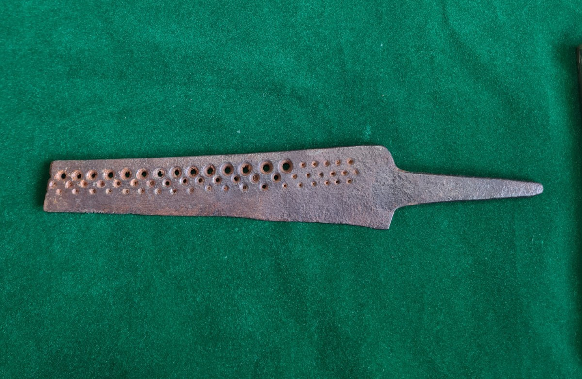 RARE ANTIQUE ISLAMIC MUGHAL PERIOD WOOTZ GOLD SILVER WIRE DRAWING KOFTGARI TOOL