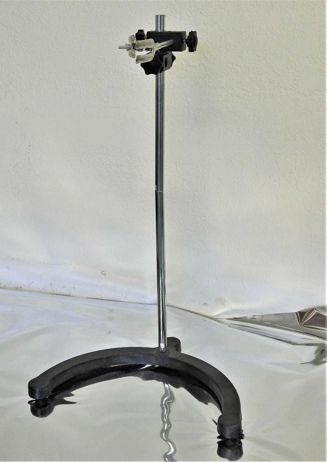 Large Heavy Stable Cast Iron Base Support Stand Lab 24 Large Heavy Stable Cast Iron Base Support Stand Lab 24